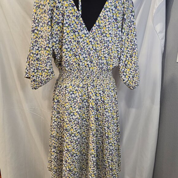 Staccato Dress Blue & Yellow Floral Size Large Fit-to-flare Smocked Waist - Picture 8 of 11
